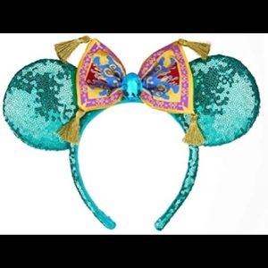 Disney Aladdin Magic Carpet Minnie Ears
